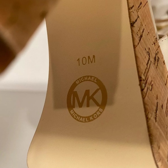 Michael Kors Abbott platform sandals cream 10 M - Picture 9 of 10